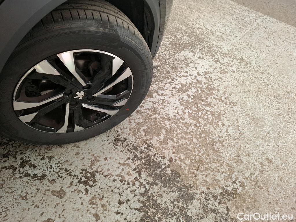  Peugeot  2008  Allure Business 1.5 HDi 100CV BVM6 E6d #23