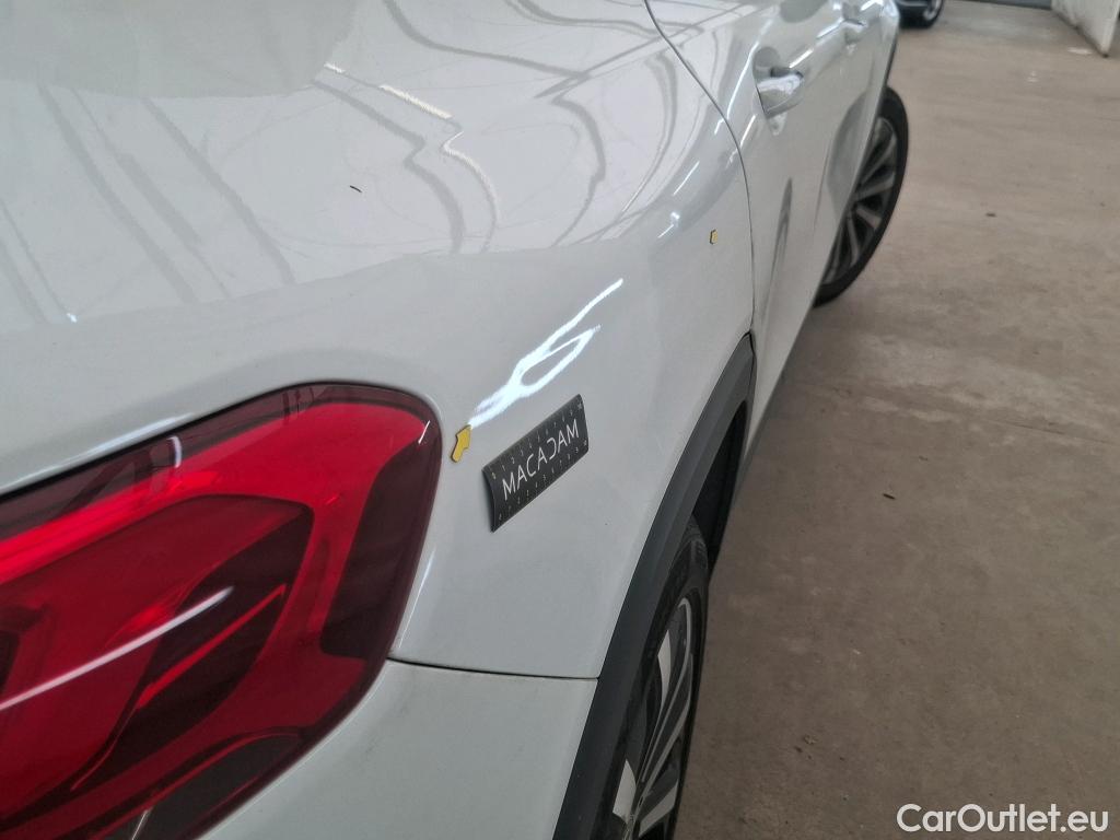  Mercedes  GLB MERCEDES-BENZ  / 2019 / 5P / SUV  200 d Business Line #2