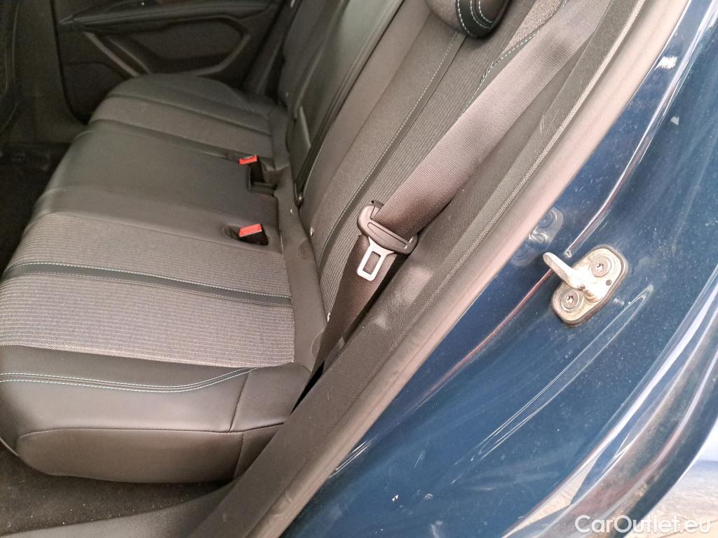  Peugeot  3008  Allure Pack 1.5 HDi 130CV BVA8 E6d #19