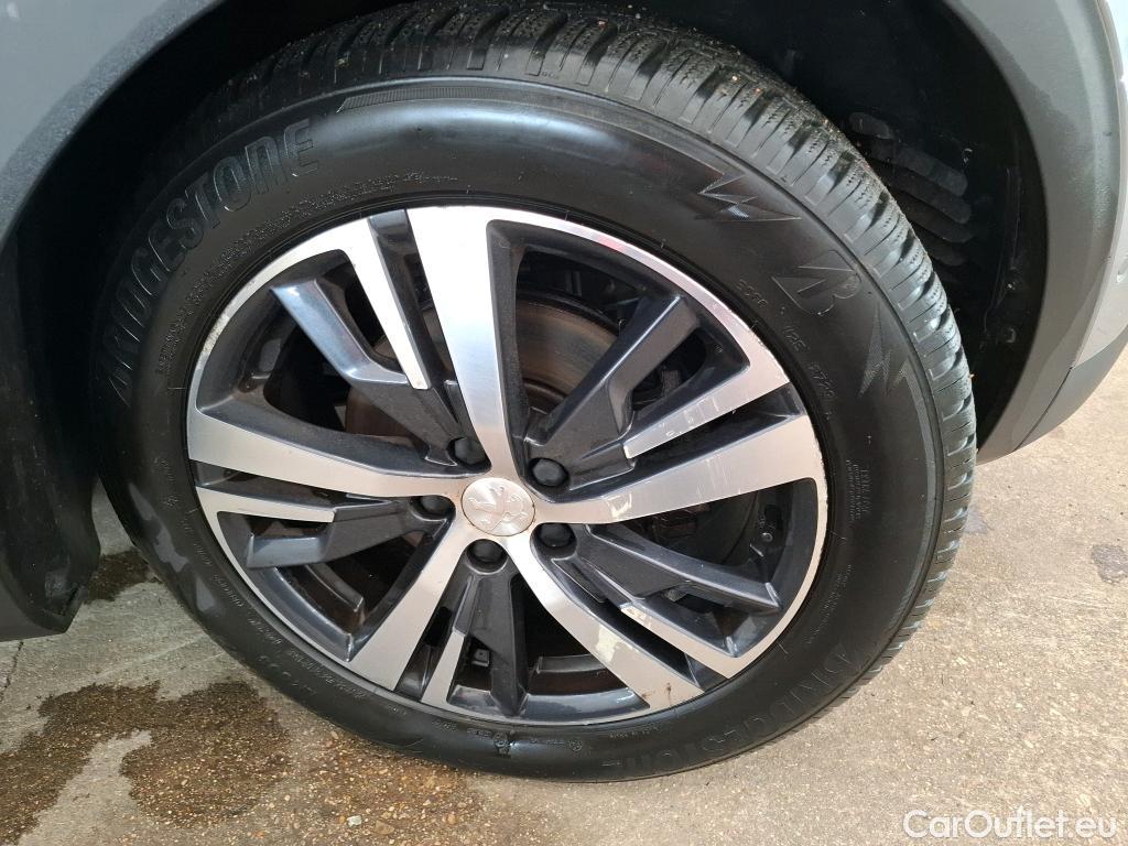  Peugeot  5008  Allure Business 1.5 HDi 130CV BVA8 7 Sieges E6dT #14