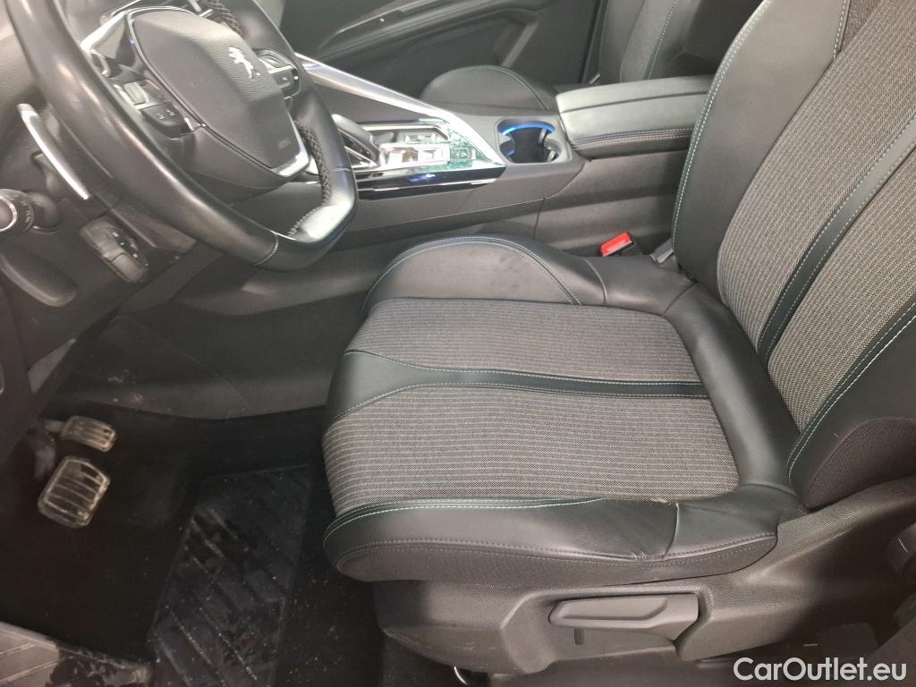  Peugeot  5008  Allure Pack 1.5 HDi 130CV BVA8 7 Sieges E6d #11