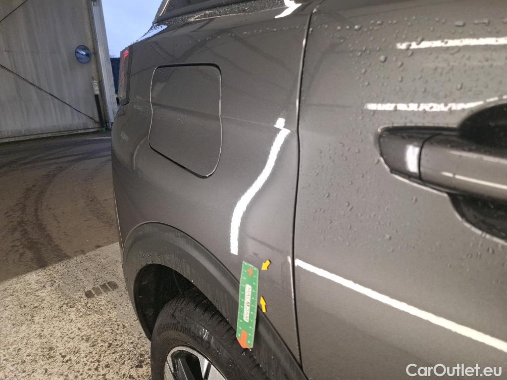  Peugeot  5008  Allure Pack 1.5 HDi 130CV BVA8 7 Sieges E6d #29