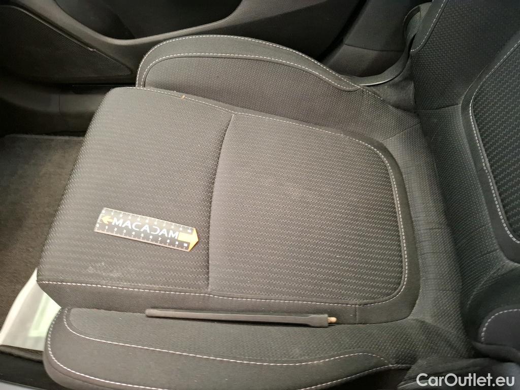  Renault  Megane RENAULT Mégane Estate / 2020 / 5P / Break Business TCe 140 EDC FAP -21B #13