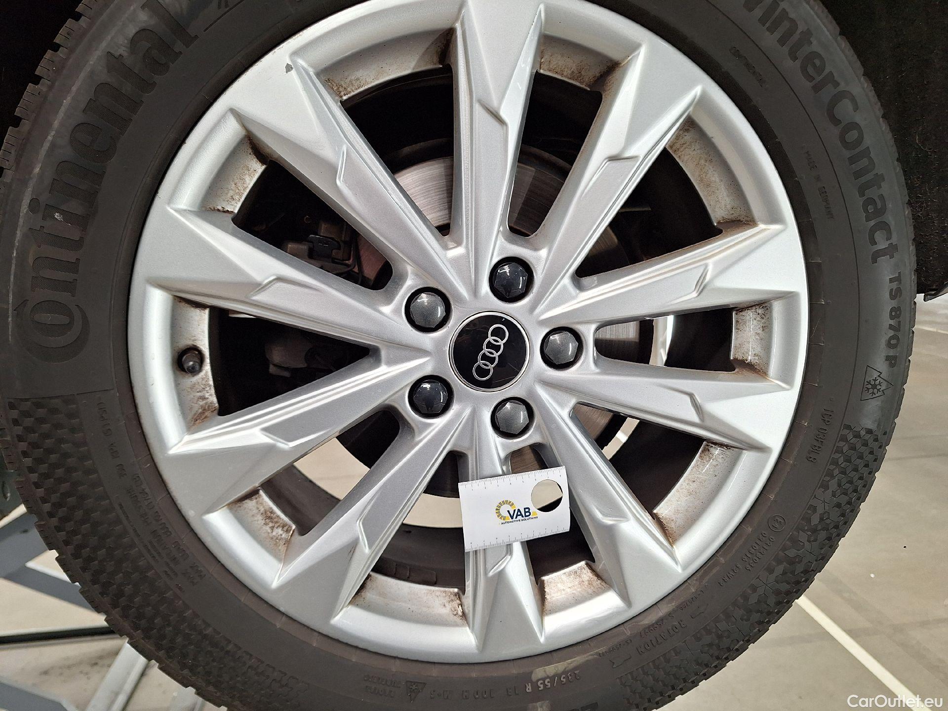  Audi  Q3 Audi,  SB '19, Audi  Sportback 35 TFSI Attraction 5d #22