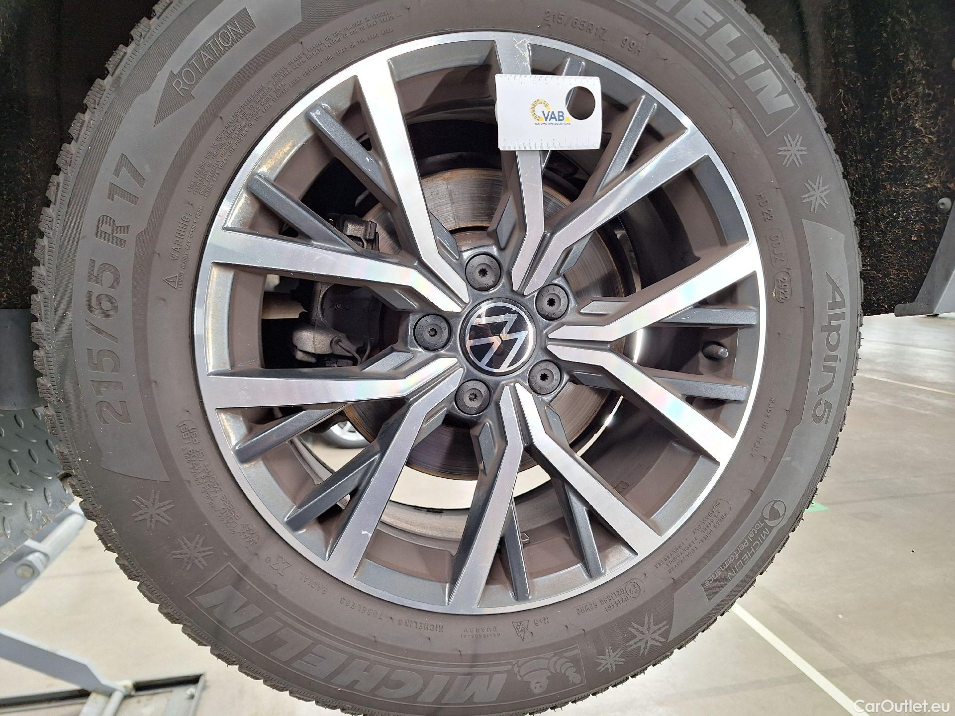  Volkswagen  Tiguan VW,  FL'20, Volkswagen  2.0 TDI 110kW DSG Life 5d #26