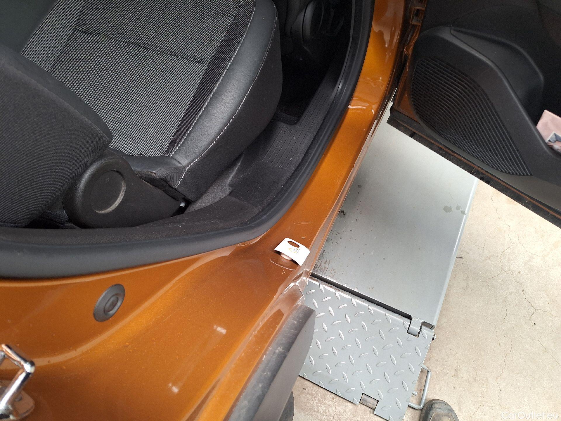  Renault  Captur Renault,  '19, Renault  TCe 140 EDC Intens 5d #13