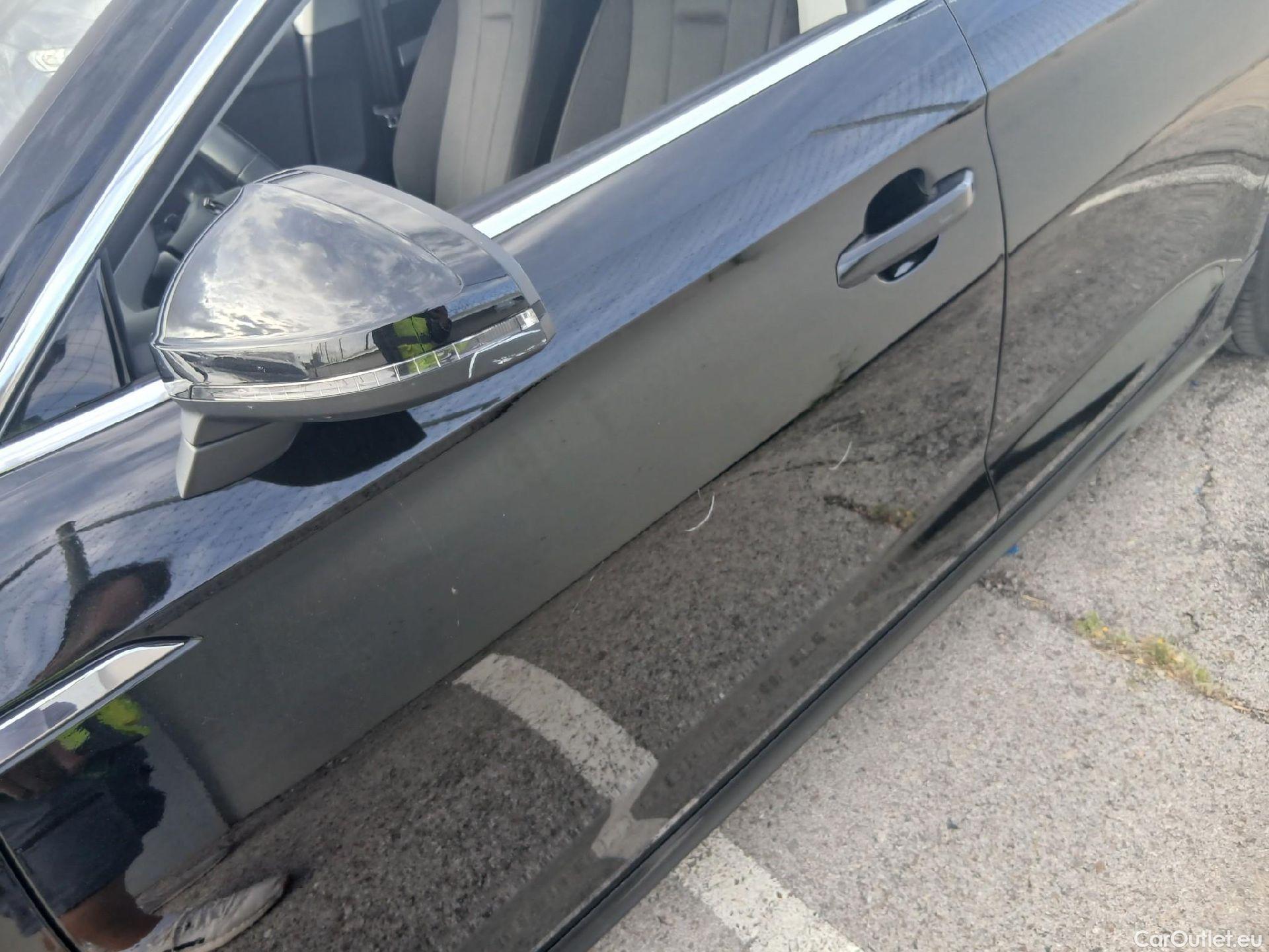  Audi  A5 Sportback AUDI A5 / 2019 / 5P / berlina con portón Advanced 35 TDI 120kW S tronic Sportback #9