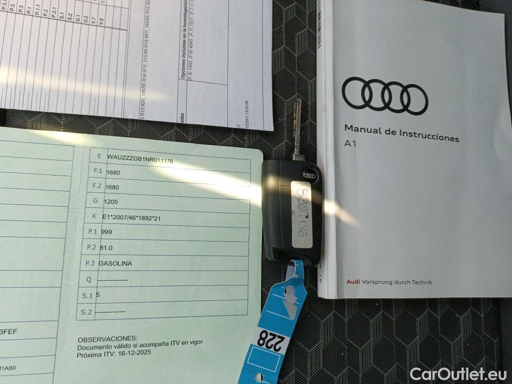  Audi  A1 Sportback AUDI A1 / 2018 / 5P / berlina con portón Sportback Adrenalin 30 TFSI 81kW S tron(SP) #2