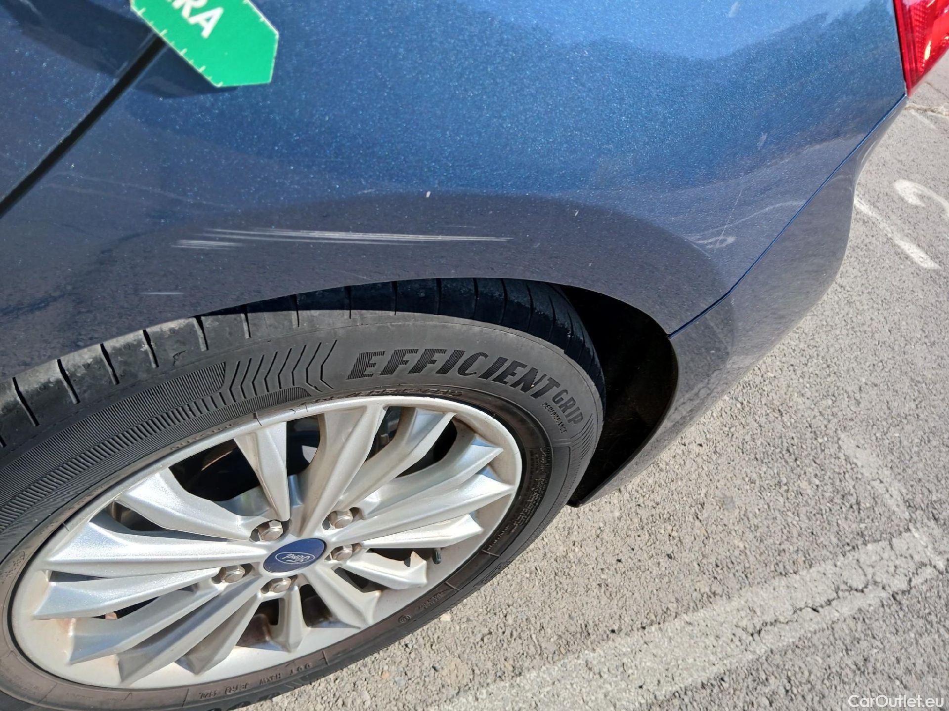  Ford  Focus FORD  1.5 Ecoblue 120 CV Titanium #27