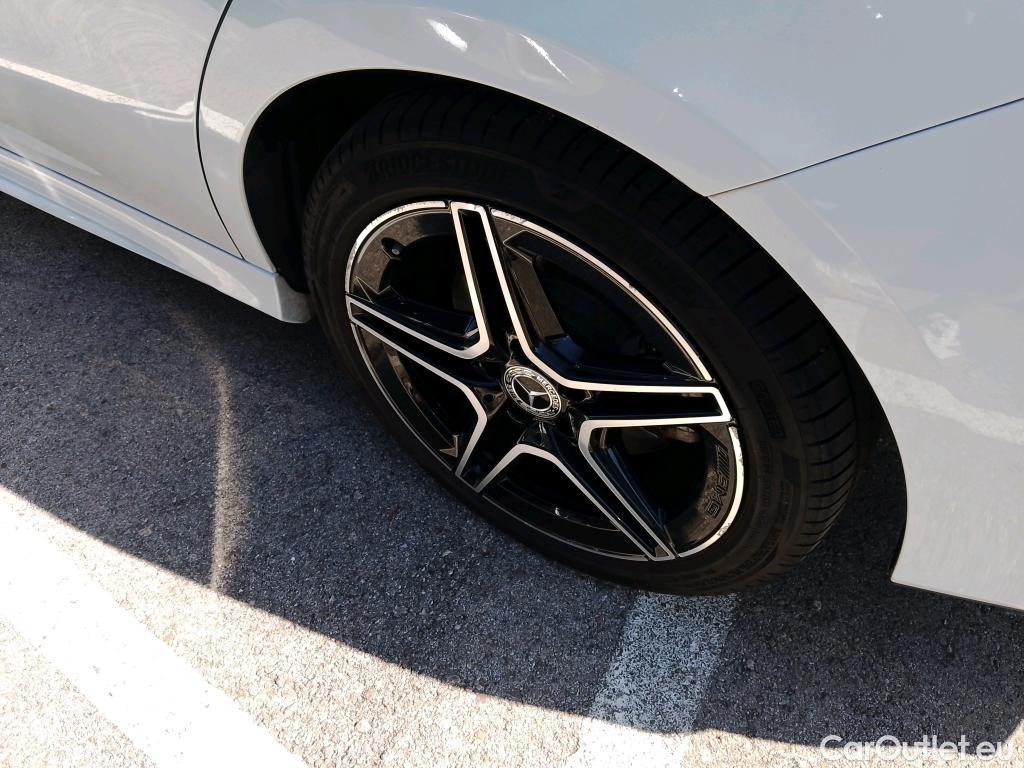  Mercedes  CLA-Klasse MERCEDES-BENZ CLA 250 e Shooting Brake 160 CV #5