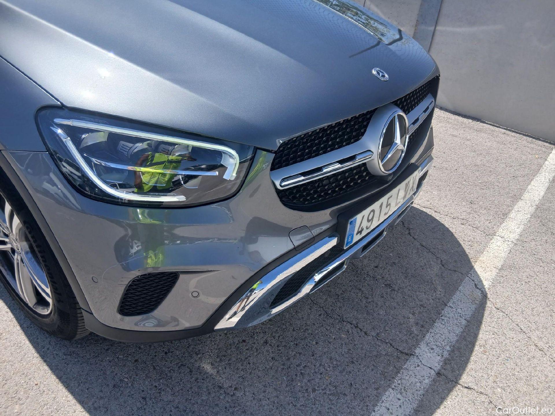  Mercedes  G-Klasee MERCEDES-BENZ GLC Coupé / 2019 / 5P / coupé GLC 220 d 4MATIC #5
