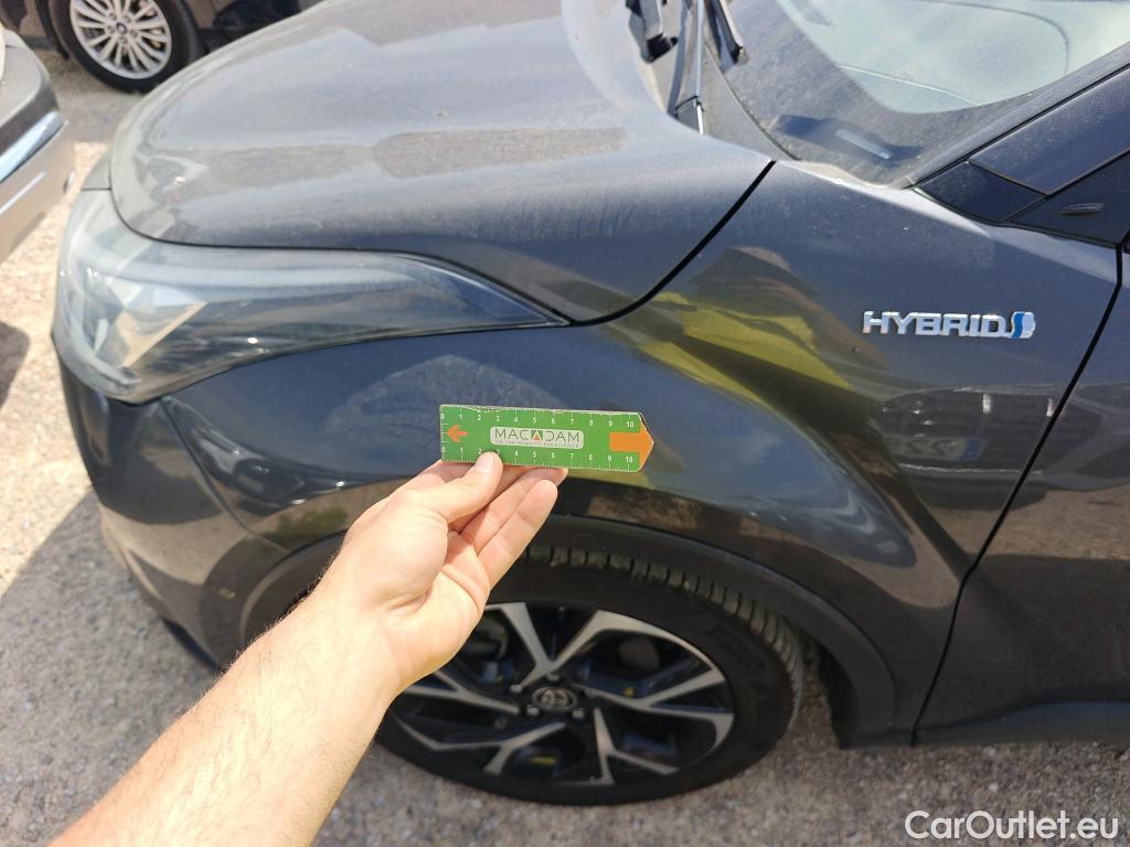  Toyota  C-HR TOYOTA  / 2019 / 5P / todoterreno 1.8 125H Advance #21