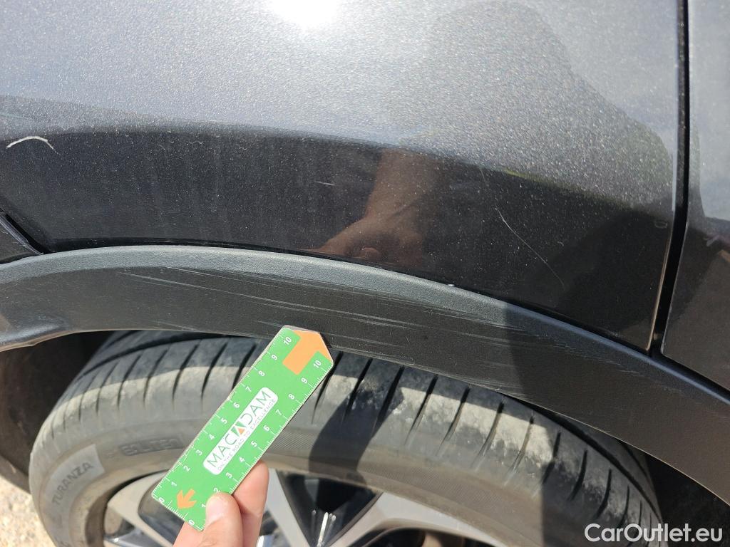  Toyota  C-HR TOYOTA  / 2019 / 5P / todoterreno 1.8 125H Advance #19