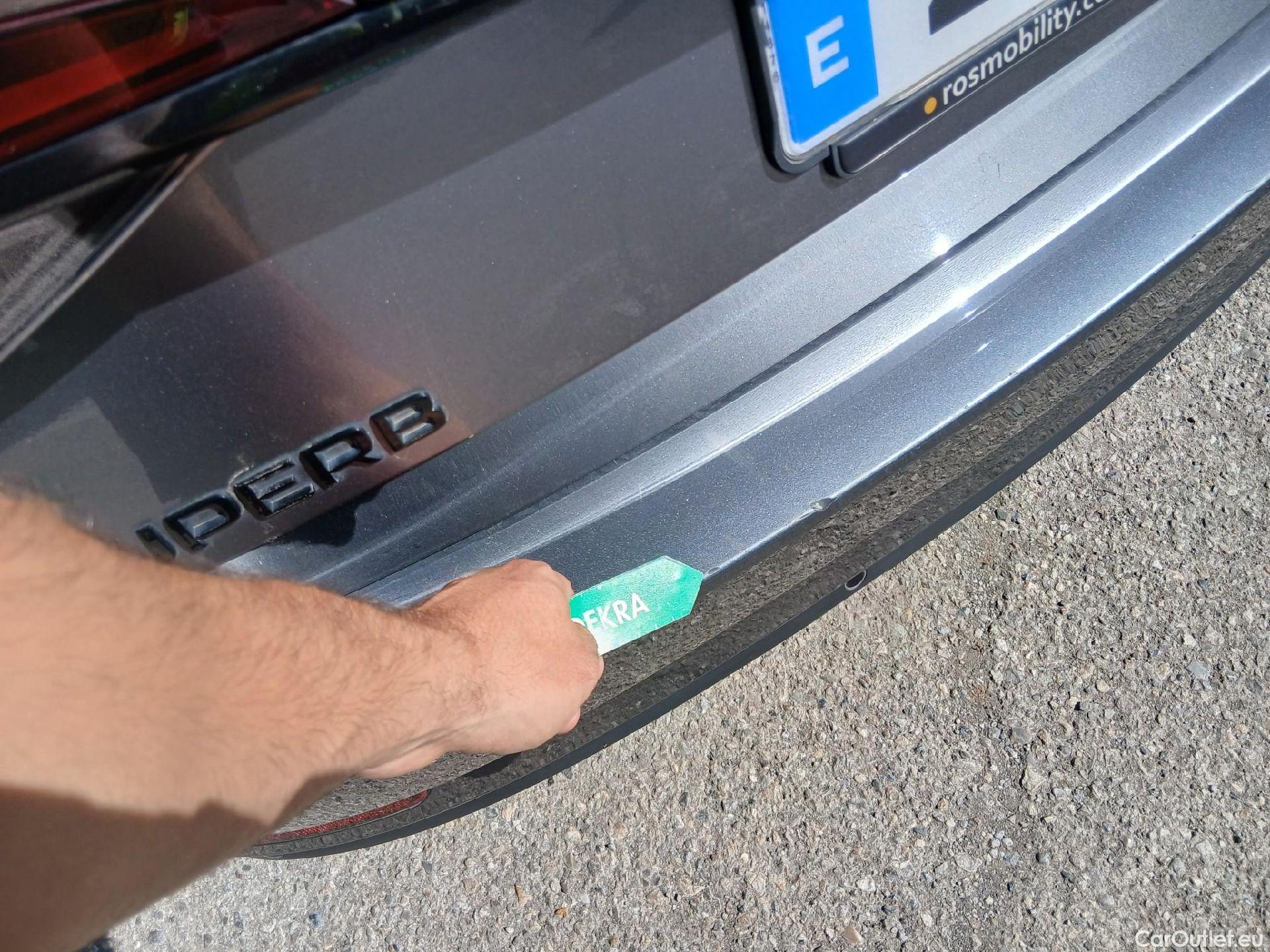  Skoda  Superb SKODA  / 5P / 2.0 TDI 200 CV DSG Sportline #20