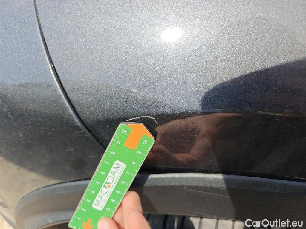  Toyota  C-HR TOYOTA  / 2019 / 5P / todoterreno 1.8 125H Advance #6
