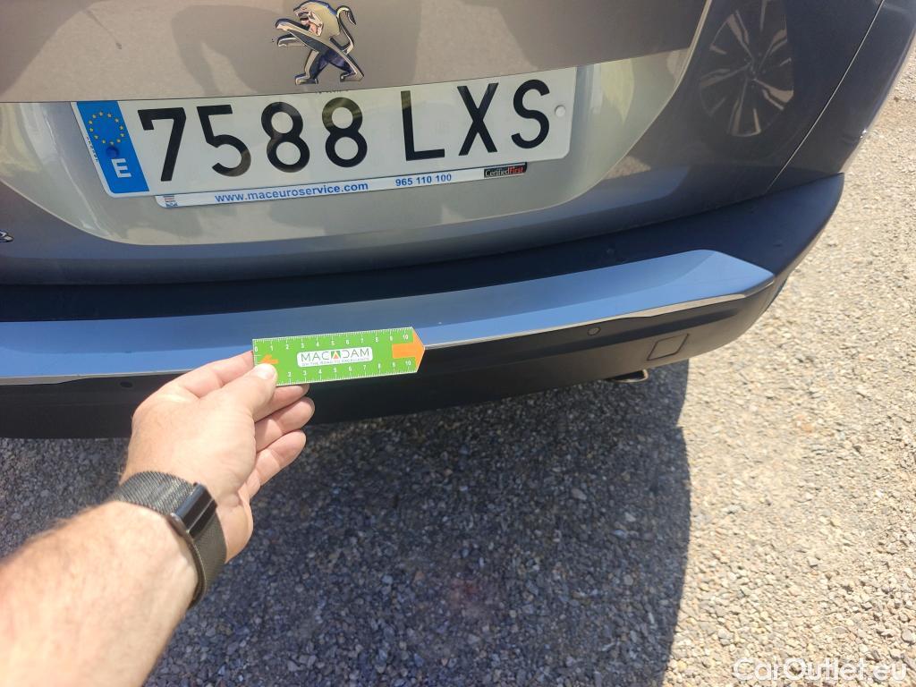  Peugeot  2008 PEUGEOT  / 2019 / 5P / todoterreno Active BlueHDI 81kW (110CV) #27