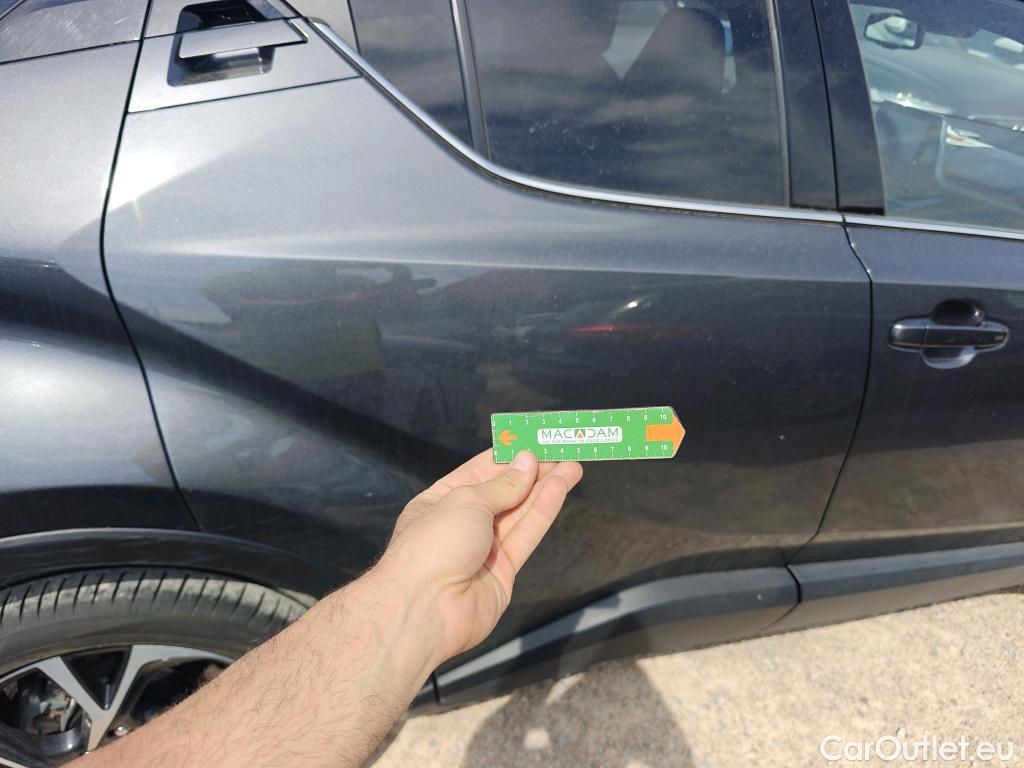  Toyota  C-HR TOYOTA  / 2019 / 5P / todoterreno 1.8 125H Advance #28