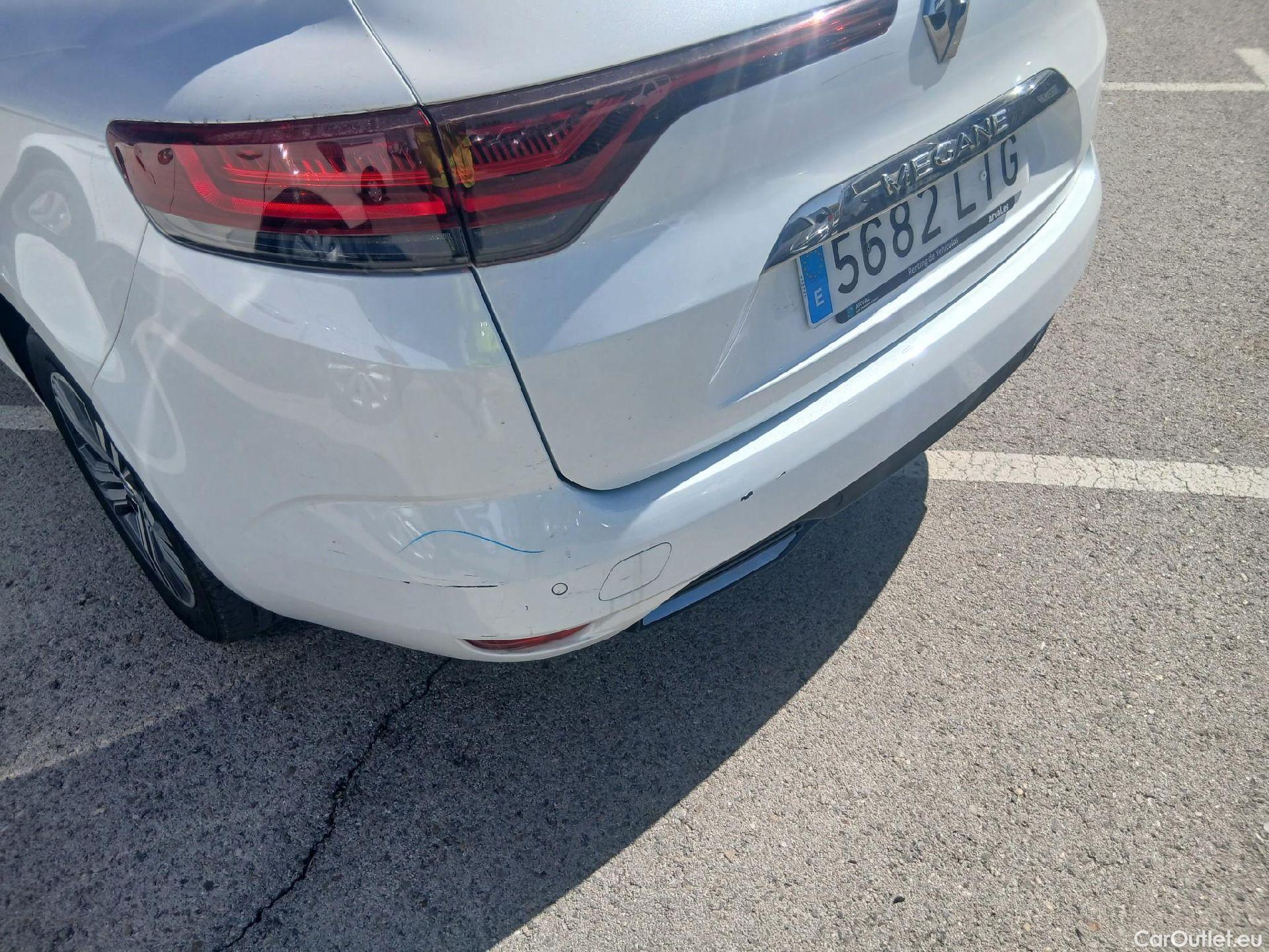  Renault  Megane RENAULT Mégane / 5P / S.T. Zen Blue dCi  115 CV EDC #17