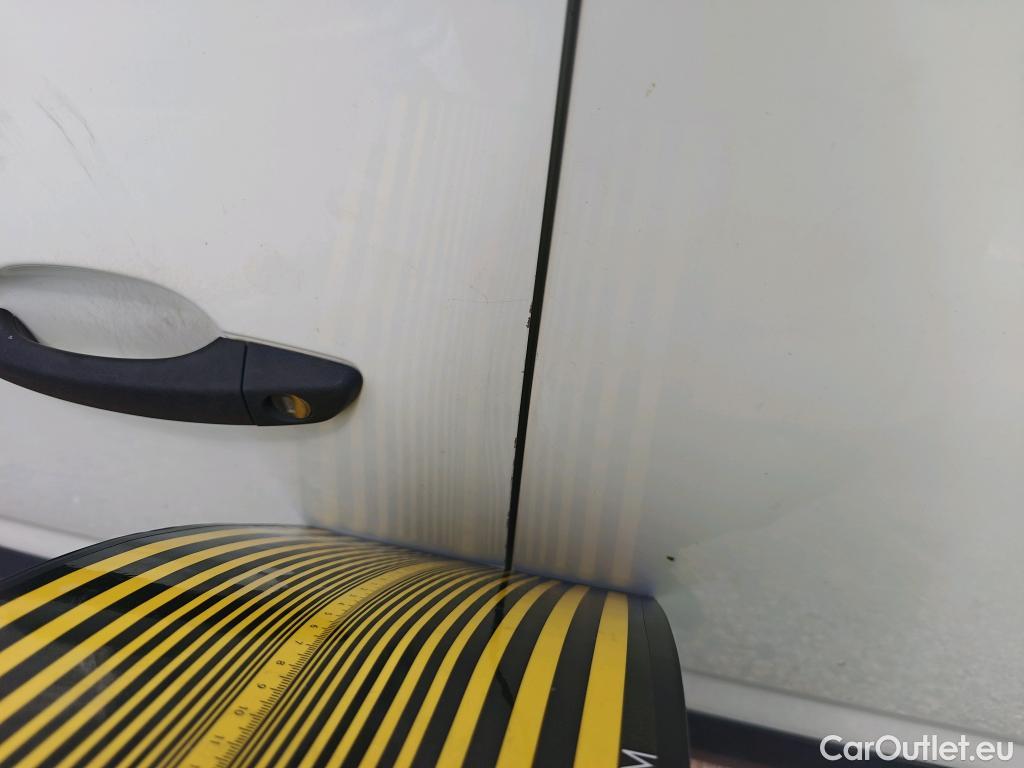  Citroen  Berlingo CITROEN  / 2018 / 4P / furgón derivado de turismo Talla M BlueHDi 100 CLUB #20
