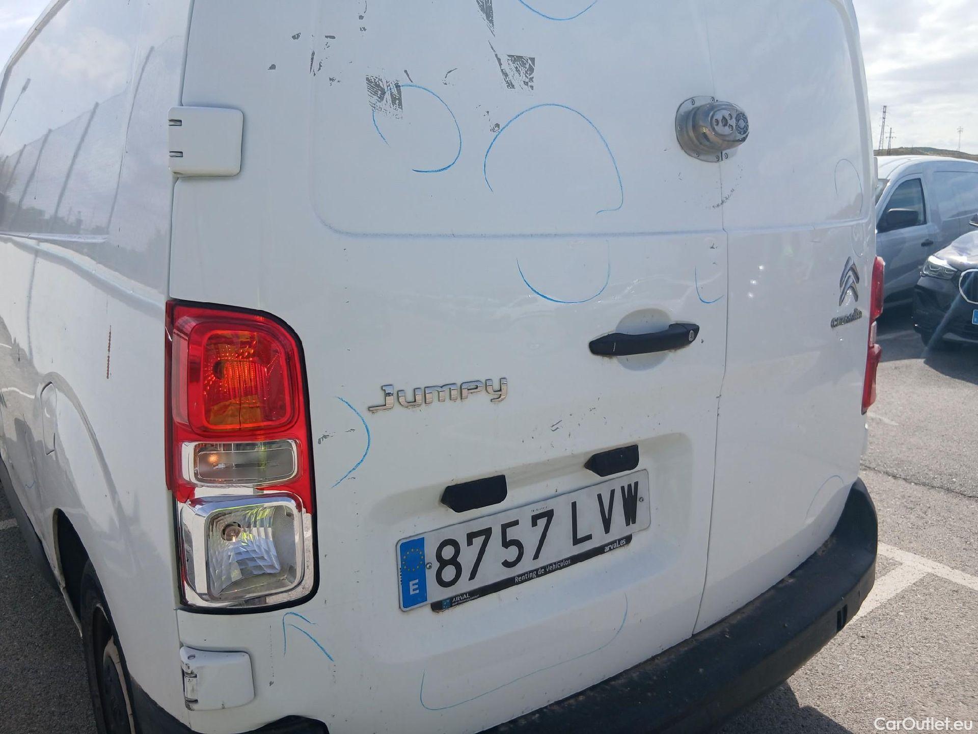  Citroen  Jumpy CITROEN  / 2016 / 4P / furgón Talla M BlueHDi 100 S&S 6v Control #17