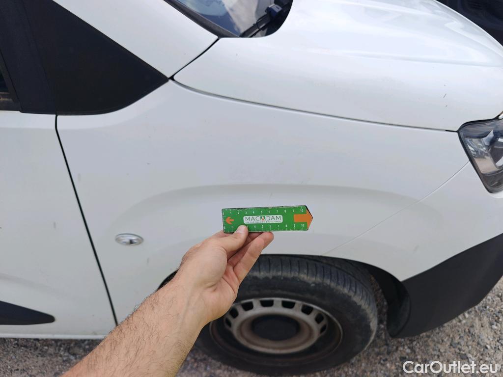  Citroen  Berlingo CITROEN  / 2018 / 4P / furgón derivado de turismo Talla M BlueHDi 100 CLUB #47