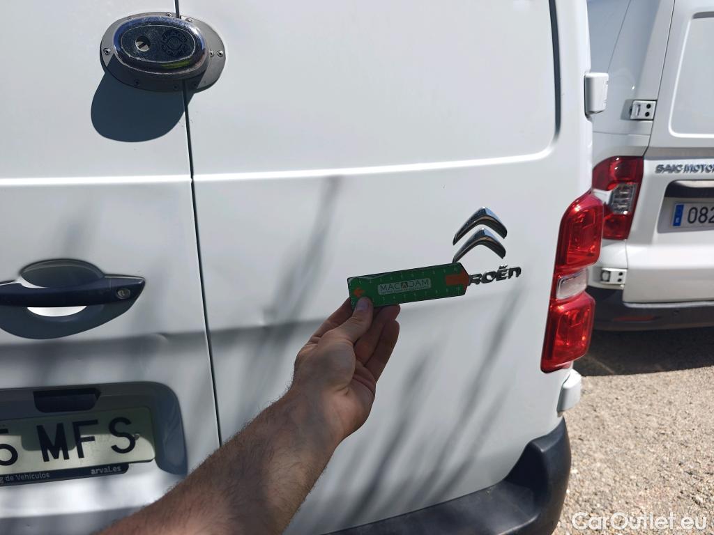  Citroen  Jumpy CITROEN  / 2016 / 4P / furgón Furgón Talla M BlueHDi 100 S&S 6v #46