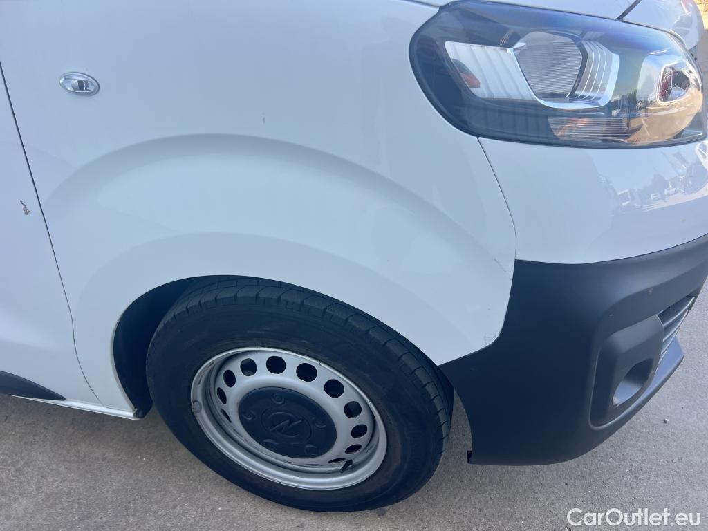  Opel  Vivaro OPEL  / 2019 / 4P / furgón 1.5 Diésel 74kW (100CV) M Std Express (AC) #23