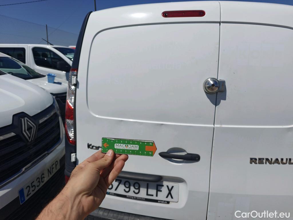  Renault  Kangoo RENAULT  Furgón/2013/3P/furgón derivado de turismo Profesional Blue dCi 70kW (95CV) #26