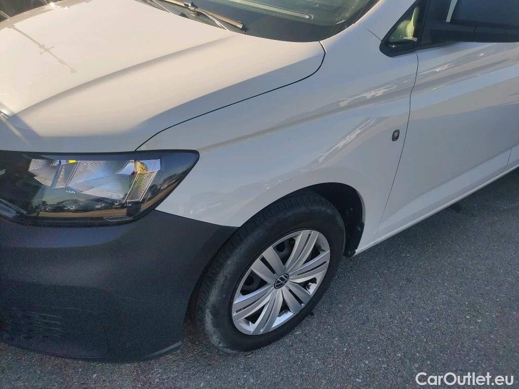 Volkswagen  Caddy VOLKSWAGEN  / 2020 / 4P / monovolumen Kombi 2.0 TDI 75kW (102CV) turismo #13