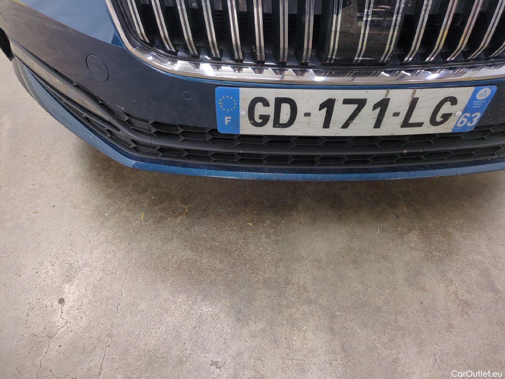  Skoda  Superb  Break Business 2.0 TDI 120CV BVA7 E6d #26