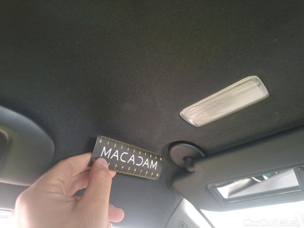  Toyota  C-HR TOYOTA CHR 5p SUV 18 HYBRIDE 122 DYNAMIC BUSINESS #19