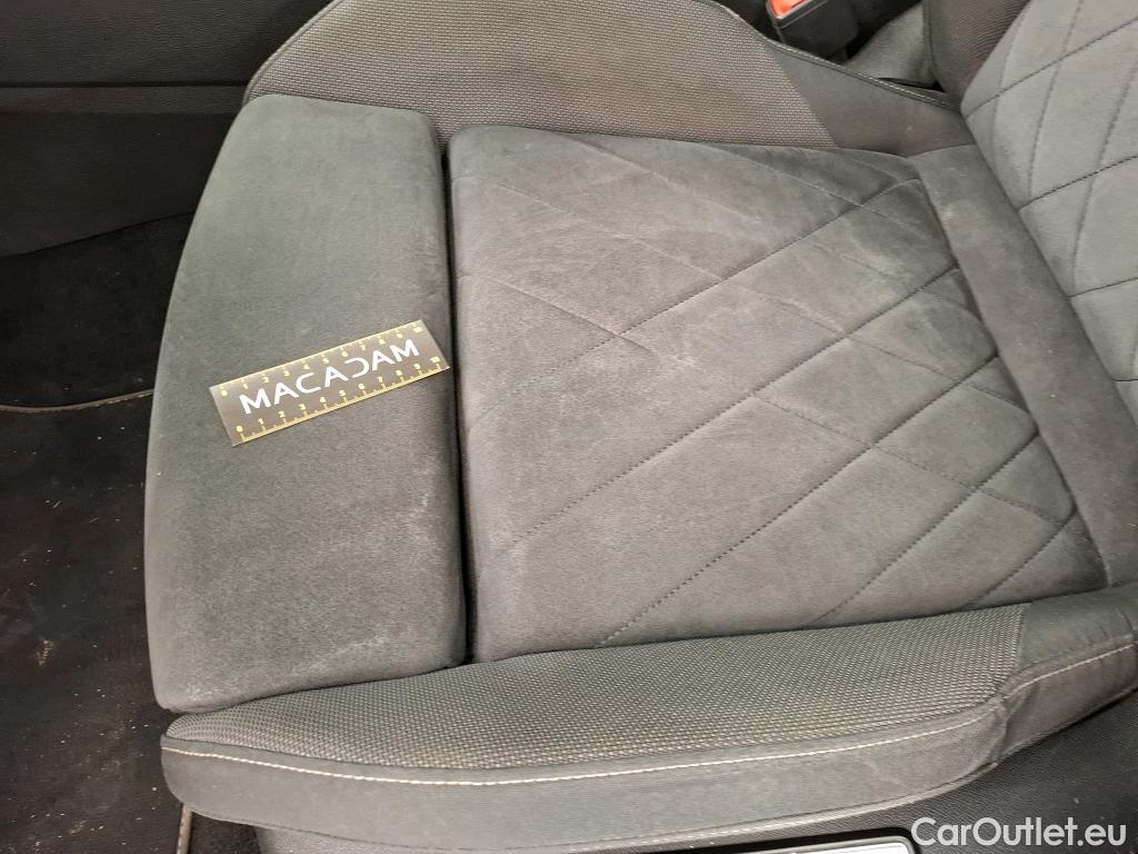  Volkswagen  Golf  VIII Berline Style 1st 2.0 TDI 150CV BVA7 E6d #26