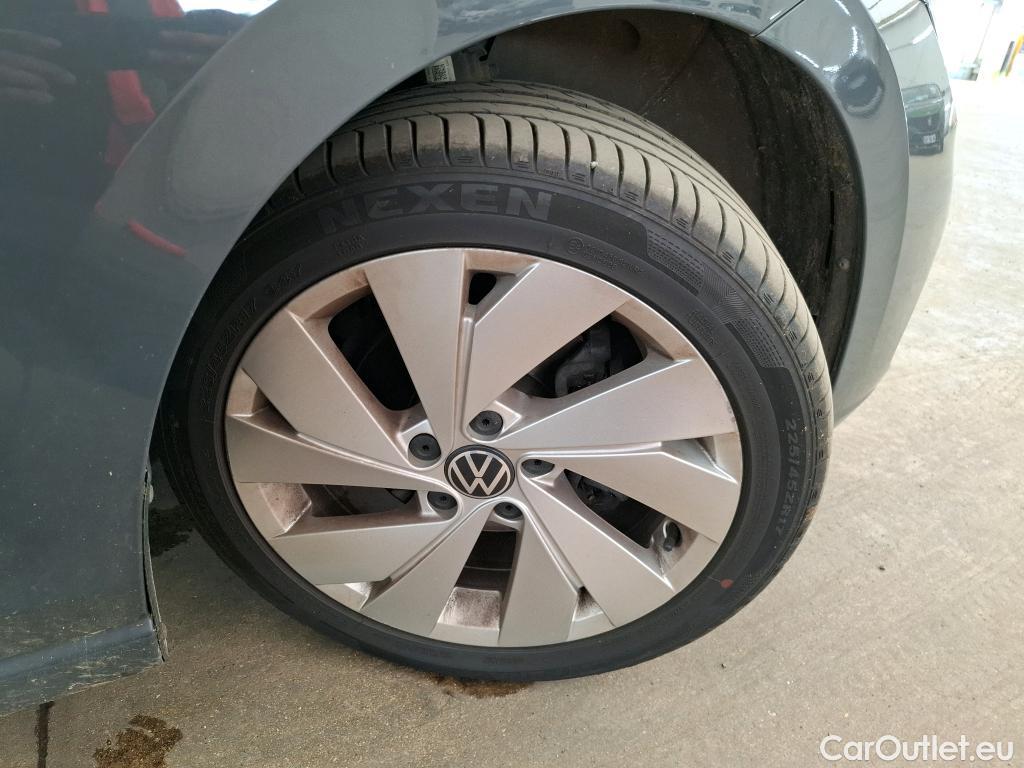  Volkswagen  Golf  VIII Berline Style 1st 2.0 TDI 150CV BVA7 E6d #27