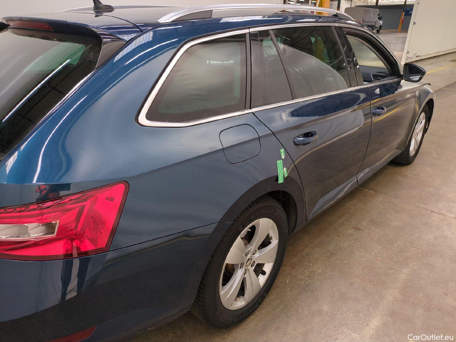  Skoda  Superb  Break Business 2.0 TDI 120CV BVA7 E6d #55