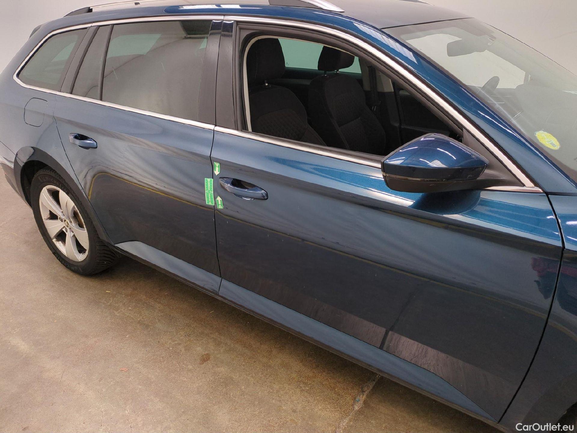  Skoda  Superb  Break Business 2.0 TDI 120CV BVA7 E6d #64