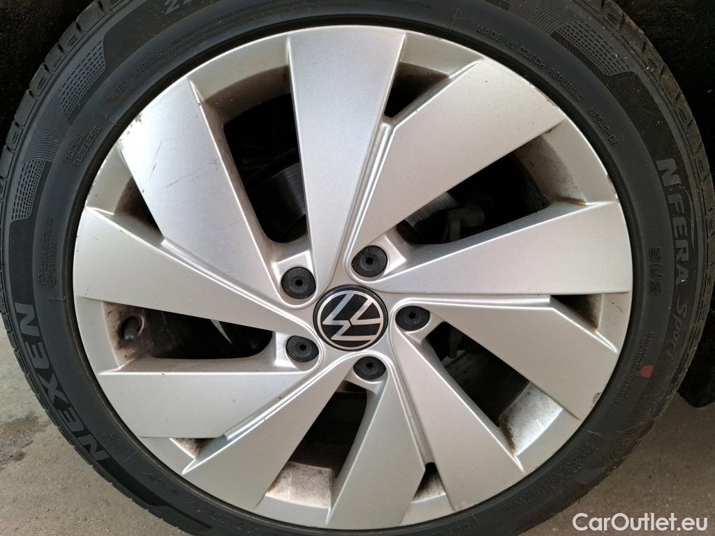  Volkswagen  Golf  VIII Berline Style 1st 2.0 TDI 150CV BVA7 E6d #12