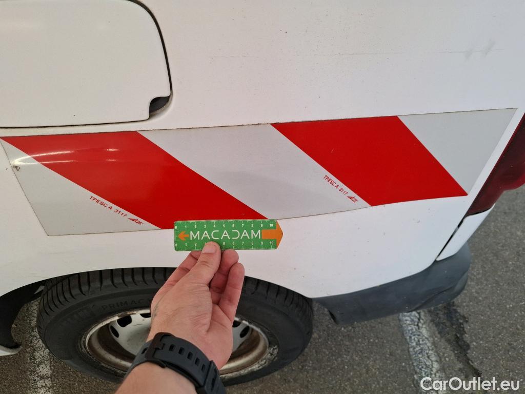  Citroen  Berlingo  Fourgon Club L1 (Court) 1.6 BlueHDi 100CV BVM5 E6 #89