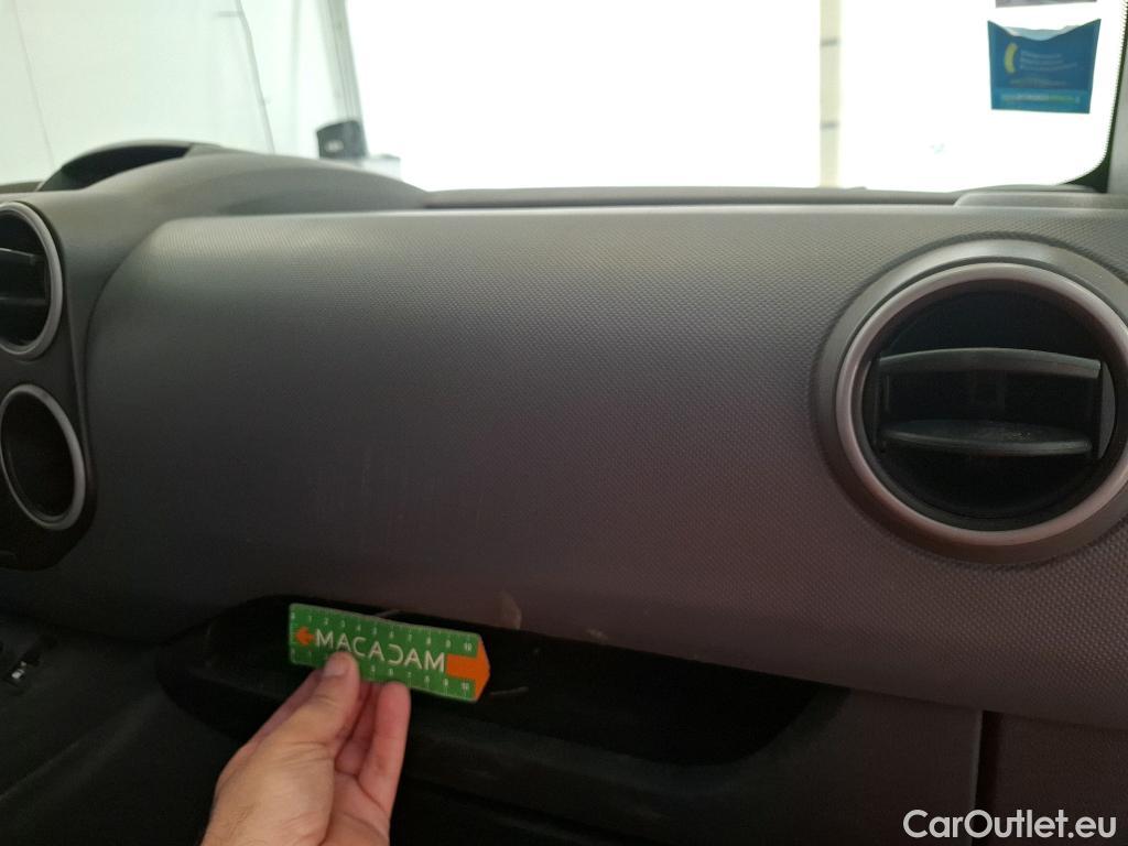  Citroen  Berlingo  Fourgon Club L1 (Court) 1.6 BlueHDi 100CV BVM5 E6 #44