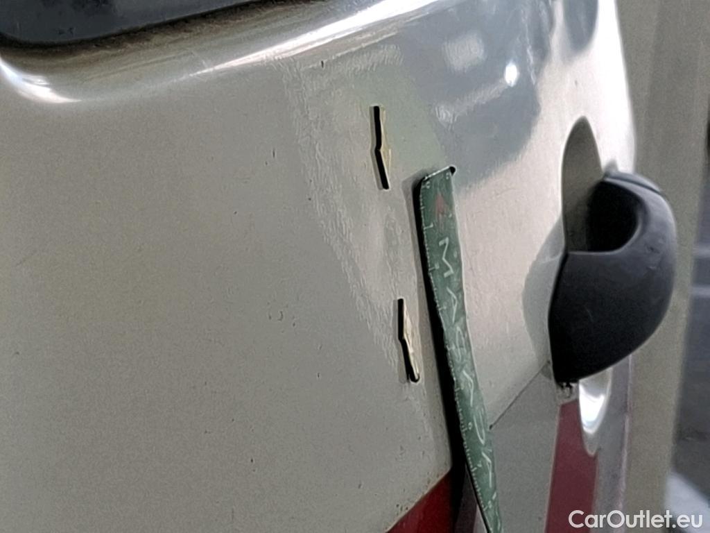  Citroen  Berlingo  Fourgon Club L1 (Court) 1.6 BlueHDi 100CV BVM5 E6 #104