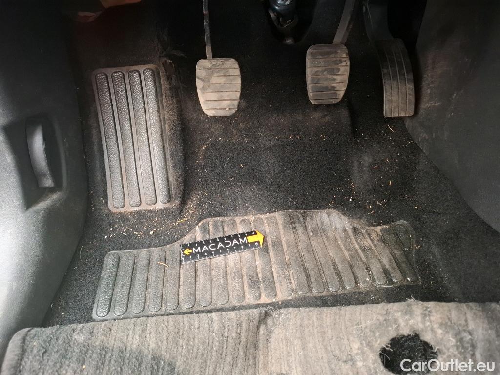  Renault  Clio  Société / 2016 / 5P / Berline &Air Medianav dCi 75 - 18 #1
