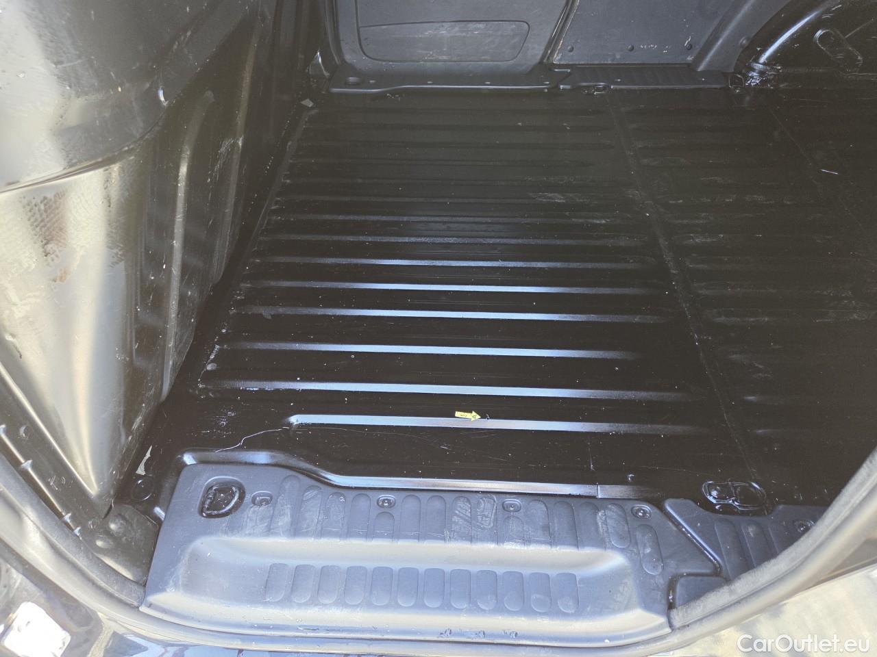  Renault  Kangoo 1.5 Blue dCi 95HP Maxi Confort #109