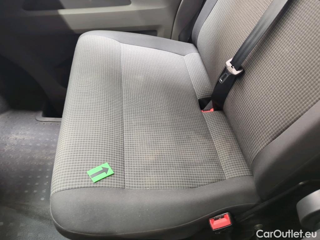  Volkswagen  Transporter KR 2.0 TDI 81KW #32