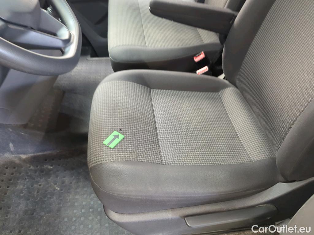  Volkswagen  Transporter KR 2.0 TDI 81KW #9