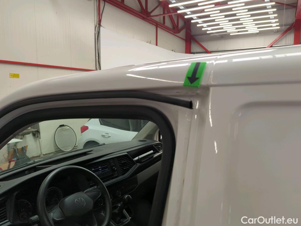  Volkswagen  Transporter KR 2.0 TDI 81KW #15