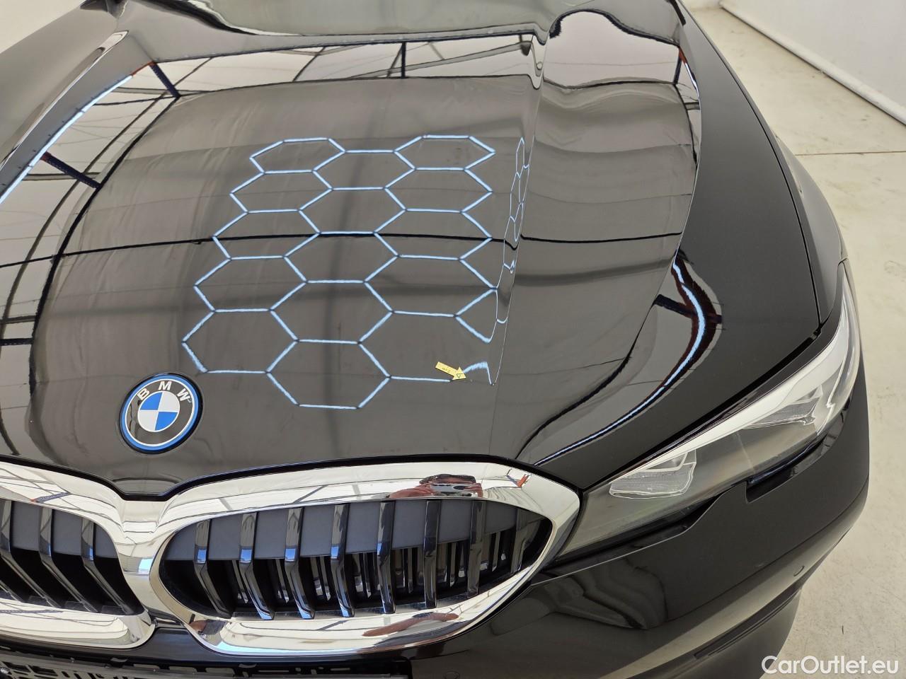  Bmw  Serie 3 2.0 330e xDrive Advantage AT #26