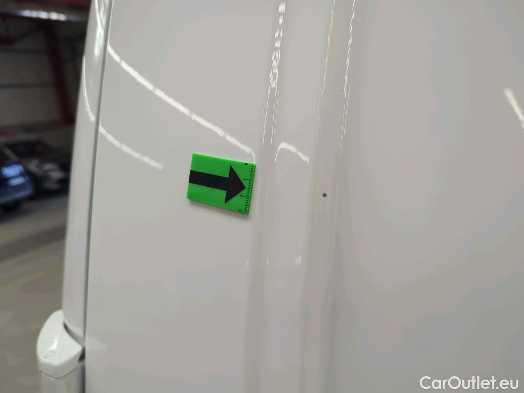  Volkswagen  Transporter KR 2.0 TDI 81KW #28