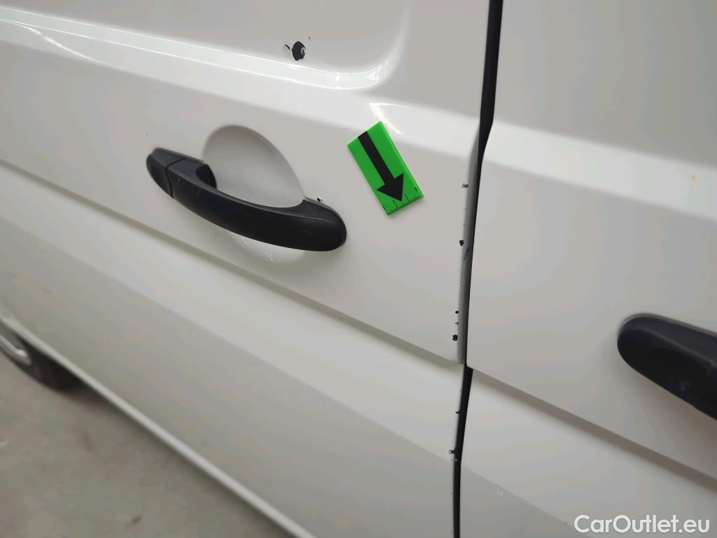  Volkswagen  Transporter KR 2.0 TDI 81KW #8