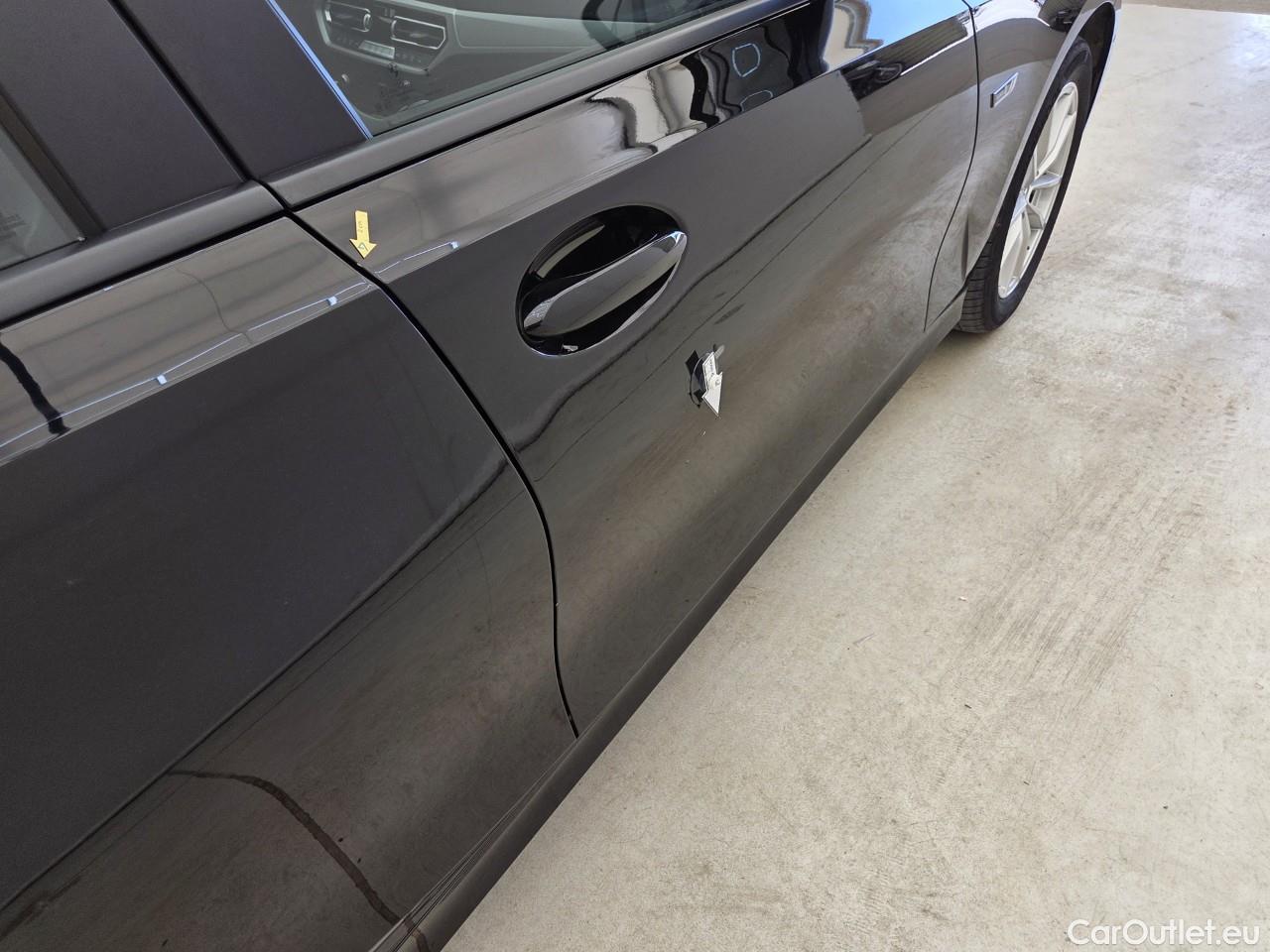  Bmw  Serie 3 2.0 330e xDrive Advantage AT #36