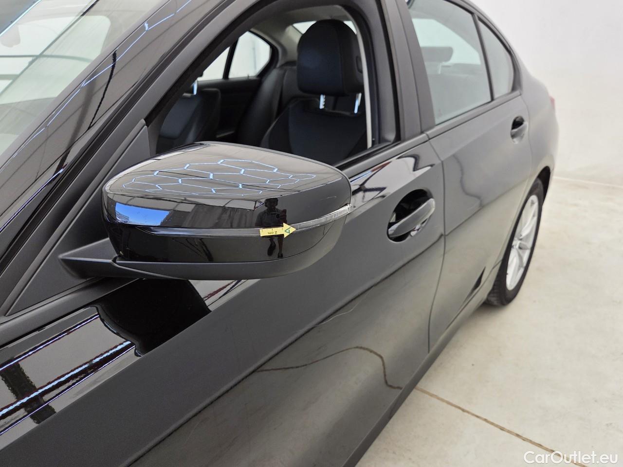  Bmw  Serie 3 2.0 330e xDrive Advantage AT #10