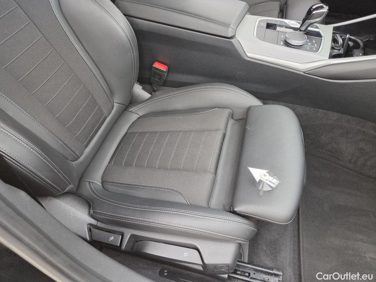  Bmw  Serie 3 2.0 330e xDrive Advantage AT #54
